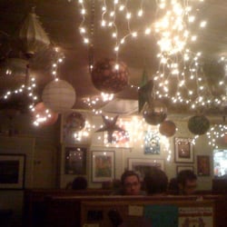 Crazy Burger - Very beautiful decorating with the lights and lanterns.