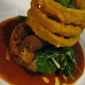 Manna London - Tower of delicious - veggie bangers and mash - Vegan Near Me - London, XGL Manna London - Tower of delicious - veggie bangers and mash - Vegan Near Me - London, XGL