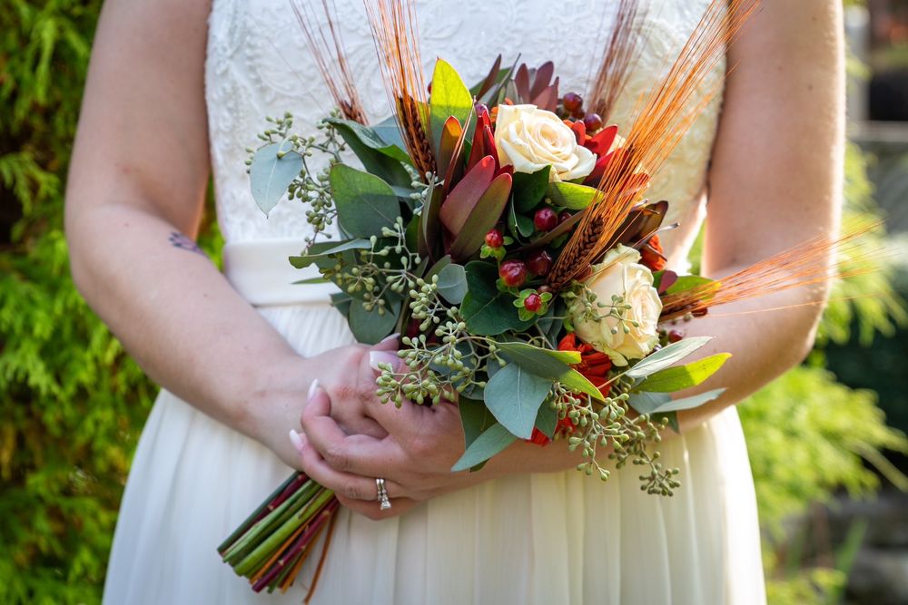 HELEN’S FLORAL SHOPPE Updated September 2024 70 Photos & 18 Reviews 146 S Main St