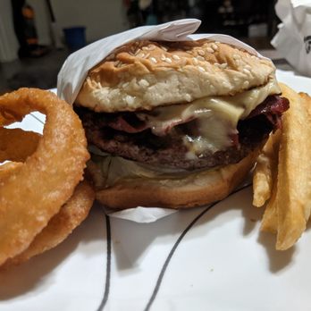 Classic Burger - Classic burger with onion rings and fries - Burgers Near Me - San Lorenzo, California Classic Burger - Classic burger with onion rings and fries - Burgers Near Me - San Lorenzo, California
