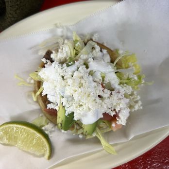Taqueria Emmanuel - Sope - Seafood Near Me - Baytown, Texas