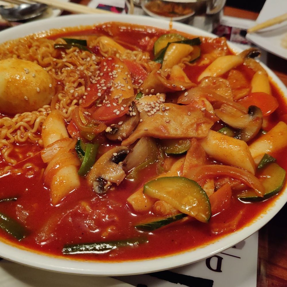 Dan Sung Sa - Spicy Rice Cake With Ramen - Korean Near Me - Oakland, California Dan Sung Sa - Spicy Rice Cake With Ramen - Korean Near Me - Oakland, California