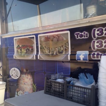 The Little Machin - It's right next to speedy cash and oreilly auto parts. - Food Trucks Near Me - Los Angeles, California The Little Machin - It's right next to speedy cash and oreilly auto parts. - Food Trucks Near Me - Los Angeles, California