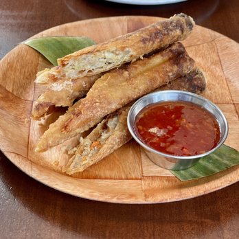 FOB Kitchen - Lumpia Shanghai - Filipino Near Me - Oakland, California FOB Kitchen - Lumpia Shanghai - Filipino Near Me - Oakland, California