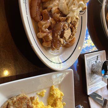 Bosscat Kitchen & Libations - Apple Cheesecake Waffle and Chicken sausage with eggs - New American Near Me - Houston, Texas