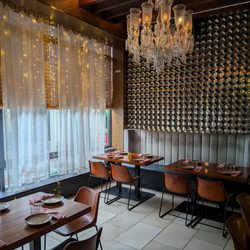 GupShup - Upper level