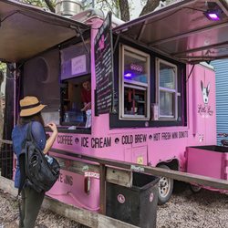 Little Lucy's Mini Donuts - Cute and very pink truck serving up fresh mini donuts