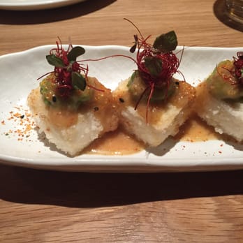 Tokonoma Sydney - Fried sushi with avocado salsa - Bars Near Me - Sydney, NSW Tokonoma Sydney - Fried sushi with avocado salsa - Bars Near Me - Sydney, NSW