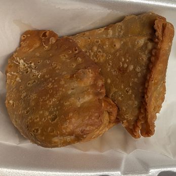 Honest - 2 Samosa ($8) bit expensive but flavorful & is slightly larger than normal size - Indian Near Me - Norwood, Massachusetts