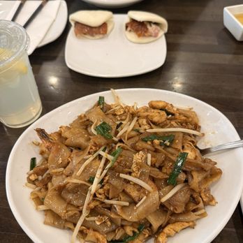 Pho Hoang - House Spicy Rice Noodle  炒贵刁 - Vietnamese Near Me - Flushing, New York