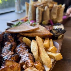 Al-Basha Market & Grill