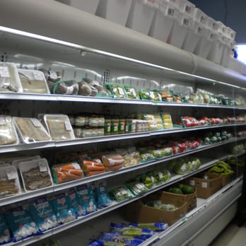 D'Ocean Fish Market - More cold seafood goodies, and a little fresh produce. - Seafood Markets Near Me - Orlando, Florida