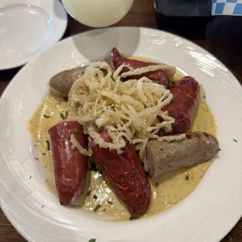 Altstadt Brewery - Bavarian Sausage Plate - Breweries Near Me - Fredericksburg, Texas Altstadt Brewery - Bavarian Sausage Plate - Breweries Near Me - Fredericksburg, Texas