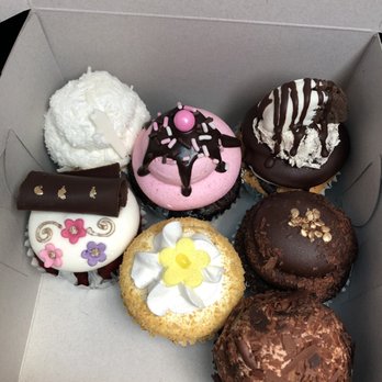 Cinderella Cakes - Desserts Near Me - Anaheim, California
