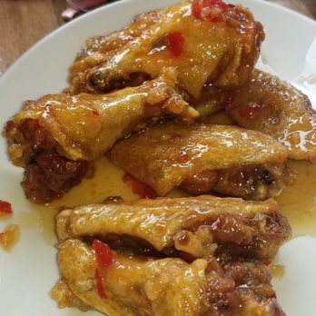 The Bronx Public - Garlic wings - Sports Bars Near Me - Bronx, New York The Bronx Public - Garlic wings - Sports Bars Near Me - Bronx, New York
