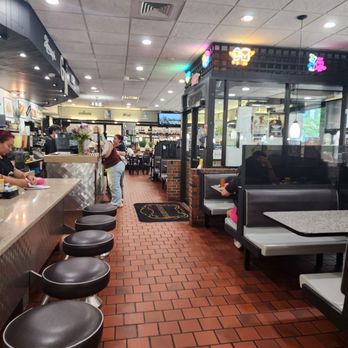 Golden Nugget Pancake House - Breakfast & Brunch Near Me - Chicago, Illinois Golden Nugget Pancake House - Breakfast & Brunch Near Me - Chicago, Illinois