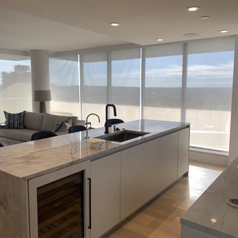 Contemporary Blinds - Shades & Blinds Near Me - Vancouver, British Columbia