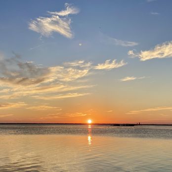 Snoopy's Pier - The amazing sunsets you'll get to experience there. - Seafood Near Me - Corpus Christi, Texas Snoopy's Pier - The amazing sunsets you'll get to experience there. - Seafood Near Me - Corpus Christi, Texas