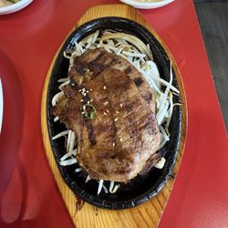 Grilled pork chops