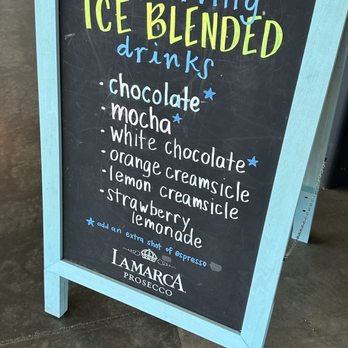 Cassidy's Corner Cafe LBX - Iced drinks - Coffee & Tea Near Me - Long Beach, California