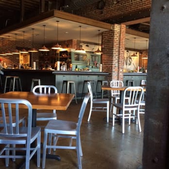 Carrigan's - Downtown - The bar is pretty cool! (And empty for lunch!!) - Cocktail Bars Near Me - Birmingham, Alabama Carrigan's - Downtown - The bar is pretty cool! (And empty for lunch!!) - Cocktail Bars Near Me - Birmingham, Alabama