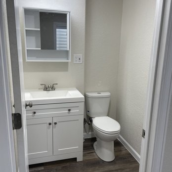 Level Line Contractors and Renovators - Bathroom - General Contractors Near Me - Aurora, Colorado