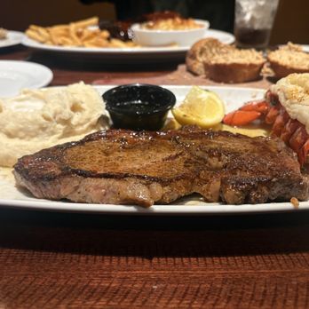 LongHorn Steakhouse - 12 oz ribeye (thin) with sides - American Near Me - Rolla, Missouri LongHorn Steakhouse - 12 oz ribeye (thin) with sides - American Near Me - Rolla, Missouri