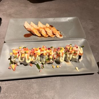 Sumo Henderson - Candied Salmon Nigiri - Mango Salmon Roll - Japanese Near Me - Henderson, Nevada Sumo Henderson - Candied Salmon Nigiri - Mango Salmon Roll - Japanese Near Me - Henderson, Nevada