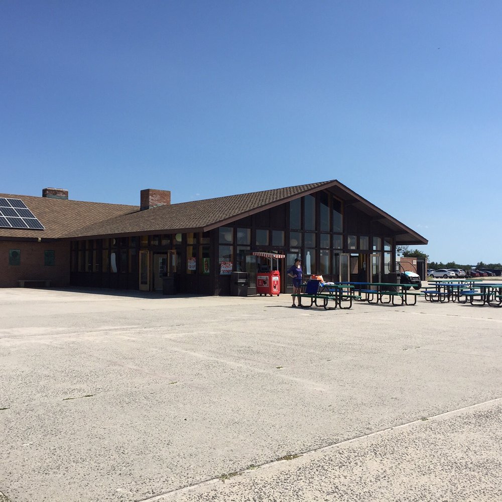 Robert Moses State Park - Main area with bathrooms and food options - Parks Near Me - Babylon, New York Robert Moses State Park - Main area with bathrooms and food options - Parks Near Me - Babylon, New York