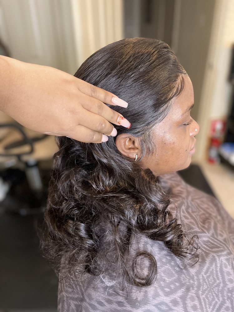 Boss'd Up And Gorgeous Hair Logo