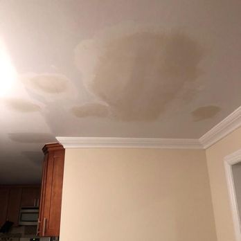 Riverside Painting 1 - the ceiling of a home - Painters Near Me Riverside Painting 1 - the ceiling of a home - Painters Near Me
