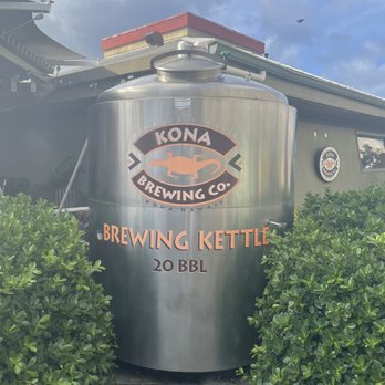 Kona Brewing - Outside - Pubs Near Me - Honolulu, Hawaii