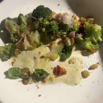 Ulu Kitchen - Broccoli salad- yum! - Hawaiian Near Me - Lahaina, Hawaii Ulu Kitchen - Broccoli salad- yum! - Hawaiian Near Me - Lahaina, Hawaii