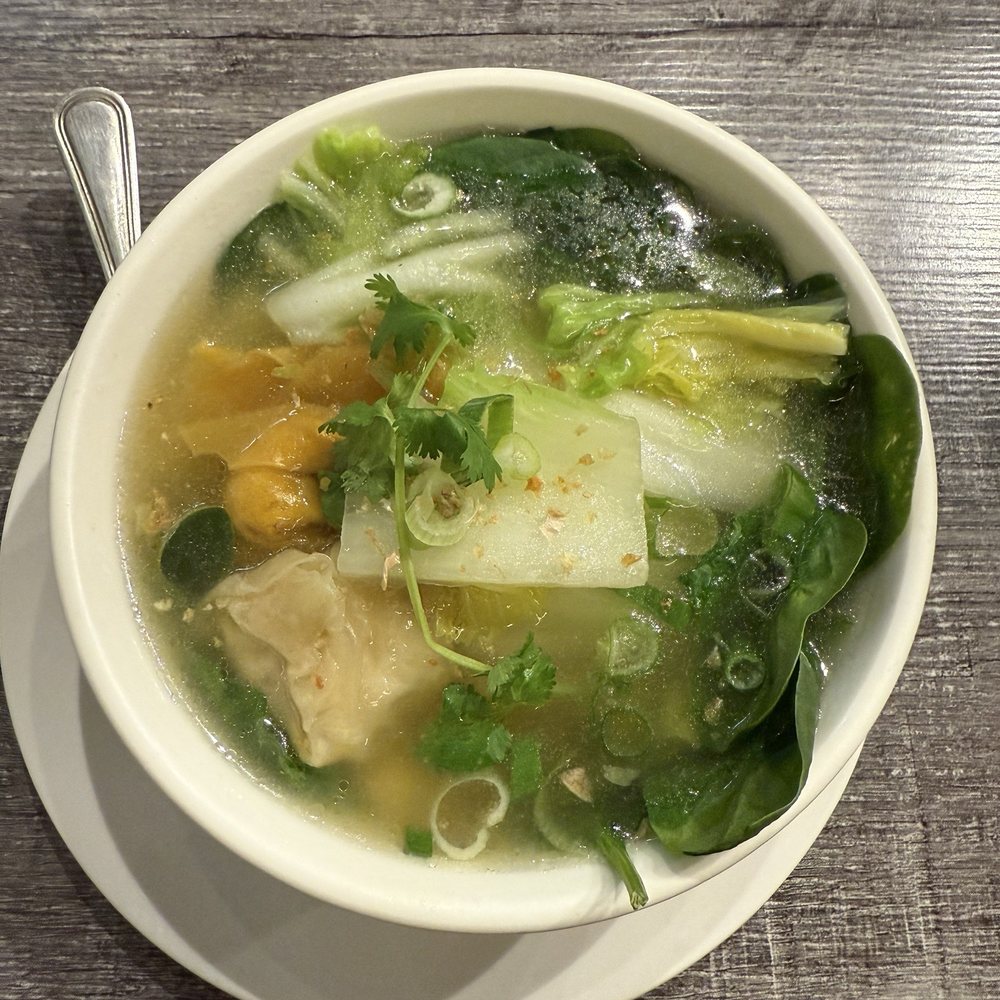 Satu Thai Bistro - Hybrid Wonton Soup - Thai Near Me - Azusa, California Satu Thai Bistro - Hybrid Wonton Soup - Thai Near Me - Azusa, California