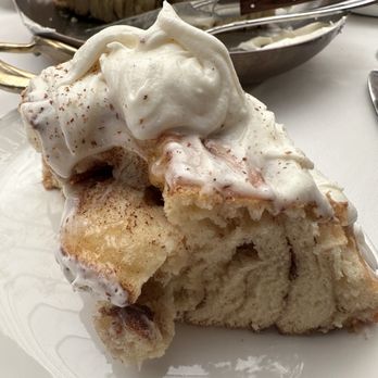 Baltaire Restaurant - The perfect warm cinnamon roll - Steakhouses Near Me - Los Angeles, California Baltaire Restaurant - The perfect warm cinnamon roll - Steakhouses Near Me - Los Angeles, California