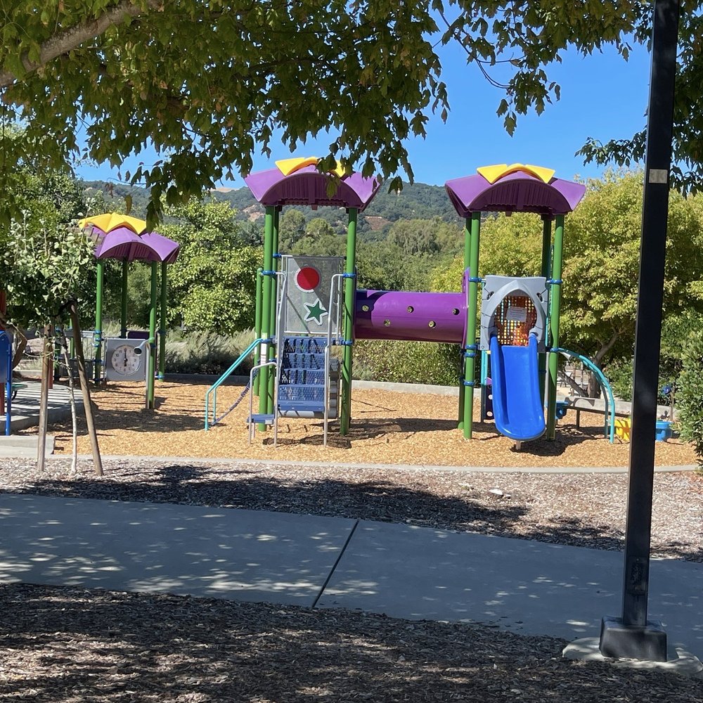 Val Vista Community Park - Little kid play structure - Playgrounds Near Me - Pleasanton, California Val Vista Community Park - Little kid play structure - Playgrounds Near Me - Pleasanton, California