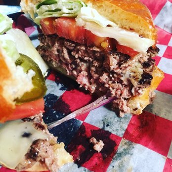 Talmo Market Grill - Burger  Talmo style with lettuce, tomato, onion, Swiss and jalapeños - American Near Me - Talmo, Georgia