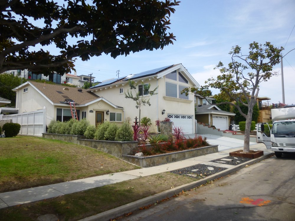 Slide of Howe Builders