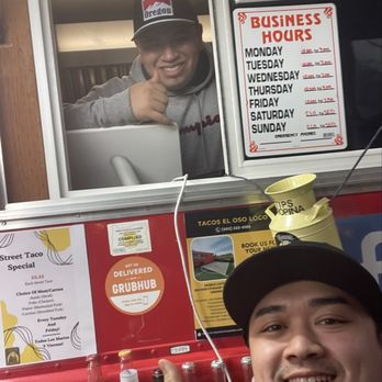 Tacos El Oso Loco - Victor the owner awesome guy ! - Tacos Near Me - Newberg, Oregon