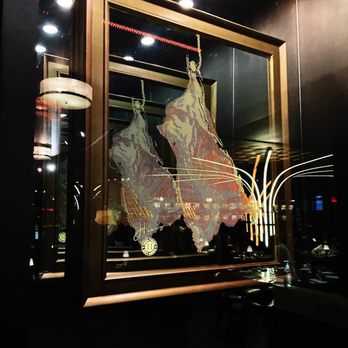Harry's - Steak cut glass image near front. - Steakhouses Near Me - Manhattan, New York