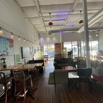 Squarz Bakery & Cafe - Bakeries Near Me - Scottsdale, Arizona