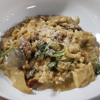 The Oak Table & Bar - Mushroom and brie risotto - New American Near Me - Augusta, Maine