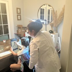 Sweet Grandma Lice Removal - Lice removal