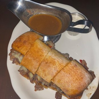 Armitage Alehouse - Prime rib sandwich - Pubs Near Me - Chicago, Illinois Armitage Alehouse - Prime rib sandwich - Pubs Near Me - Chicago, Illinois