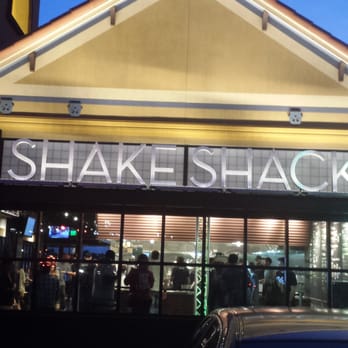 Shake Shack Winter Park - Burgers Near Me - Winter Park, Florida