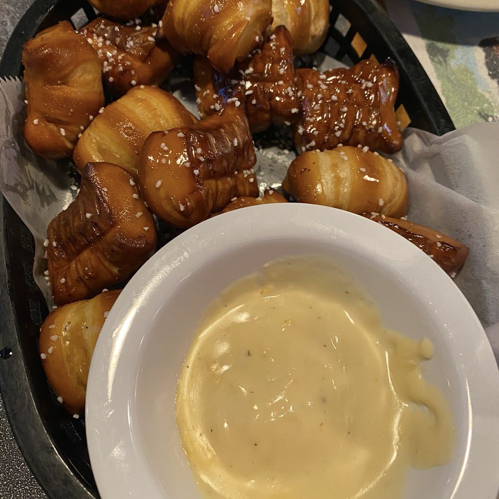 Shenanigan's Pub - Pretzels bites and beer cheese - Pubs Near Me - Louisville, Kentucky Shenanigan's Pub - Pretzels bites and beer cheese - Pubs Near Me - Louisville, Kentucky