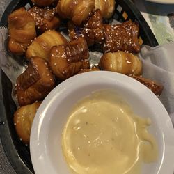 Pretzels bites and beer cheese