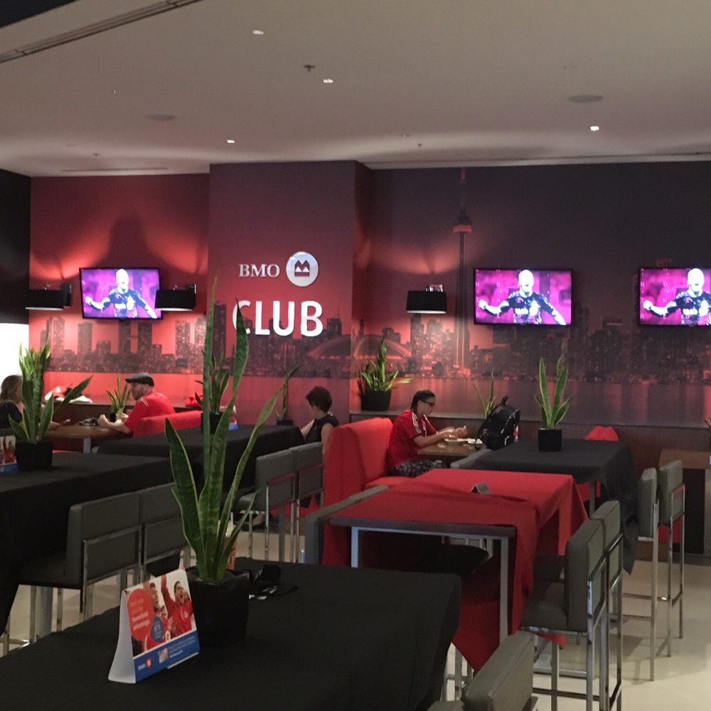 Decor of the BMO Club.