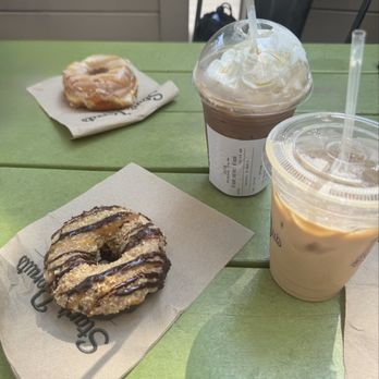Stan's Donuts & Coffee - Donuts Near Me - Chicago, Illinois