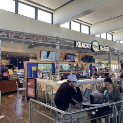 Eppley Airfield - OMA - Kracky McGees